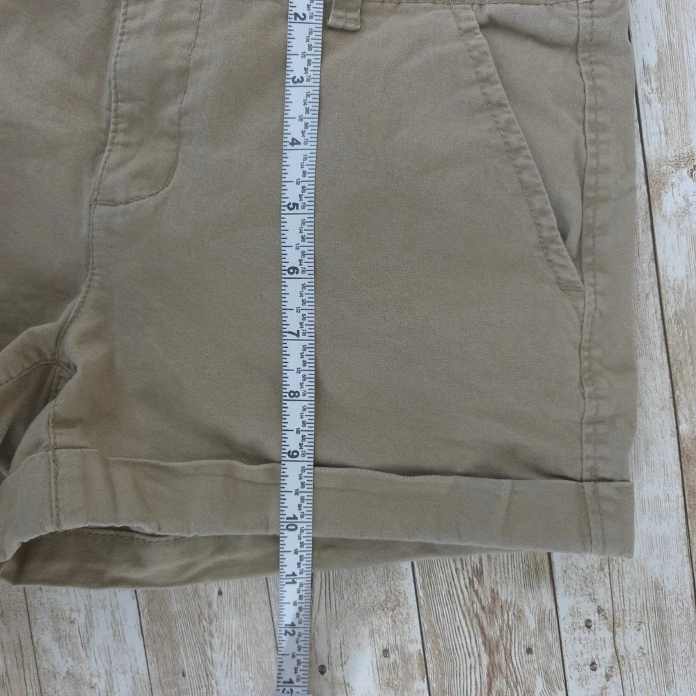 Aeropostale Khaki Shorts Size 6